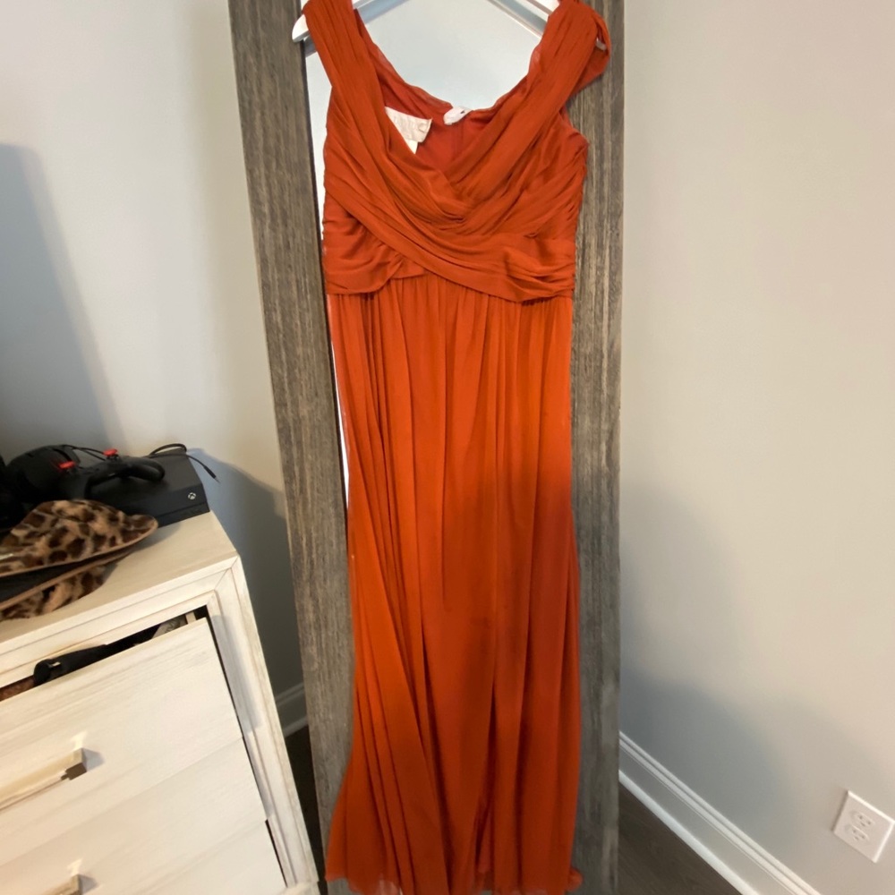 David’s Bridal Bridesmaida Dress